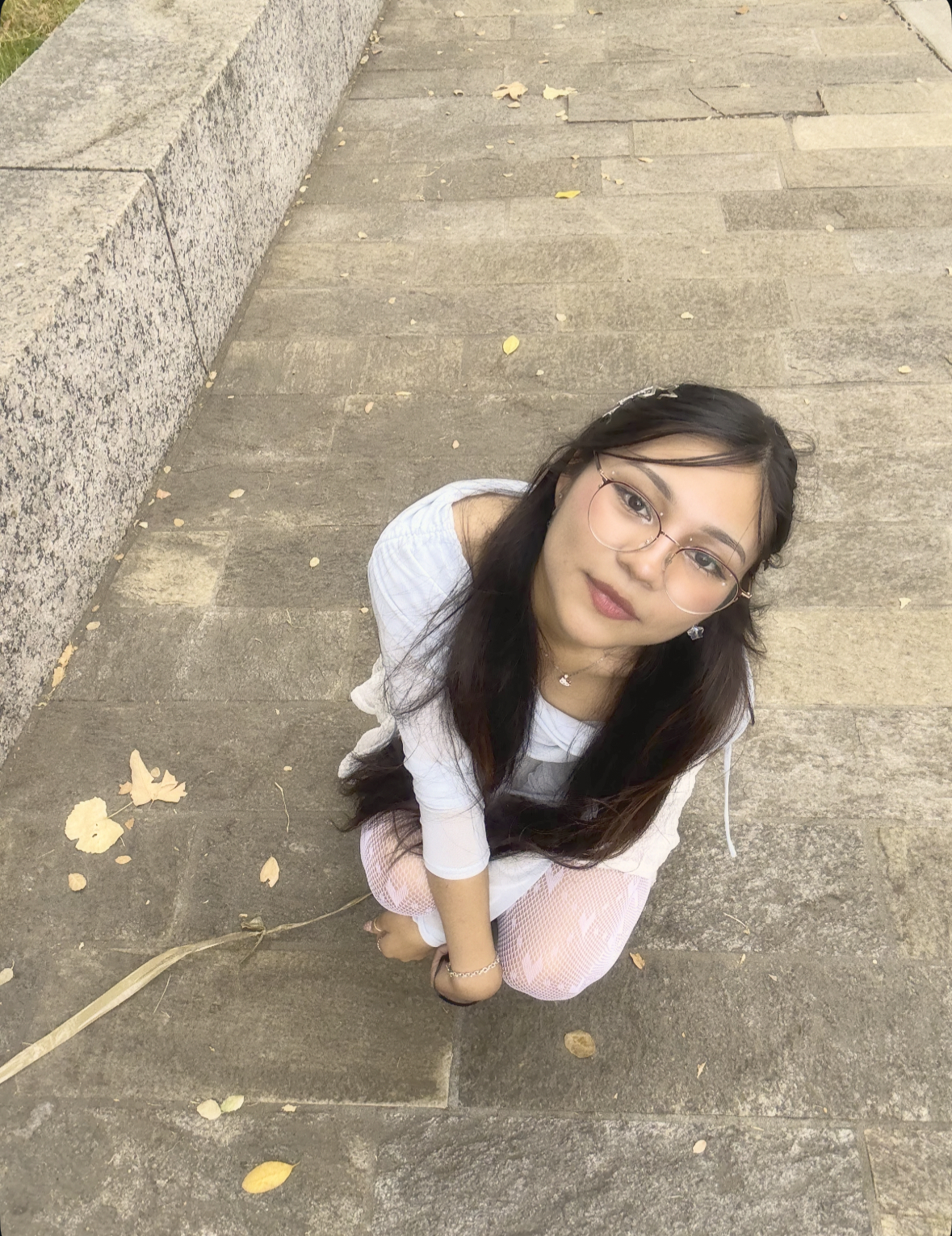 Rosalva - Digital Artist and Creative Developer